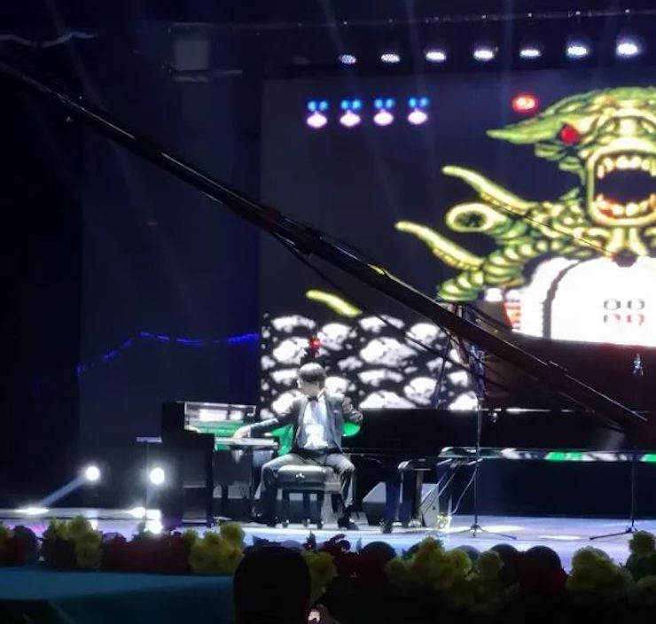 人生就是搏艺术家宋思衡“80后的时光机”多媒体音乐会内蒙古巡演圆满落幕
